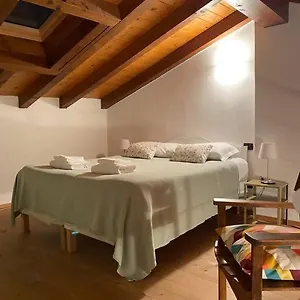 Johnny Alta Apartment